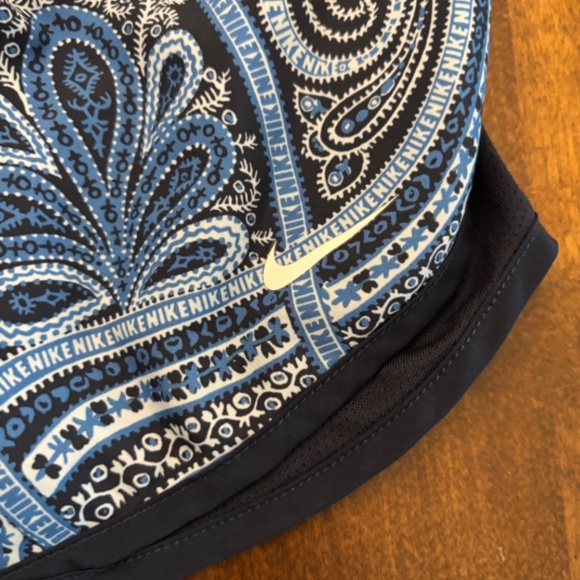 NIKE Tempo Dri-Fit Blue Paisley Running Shorts, Small - Picture 2 of 5